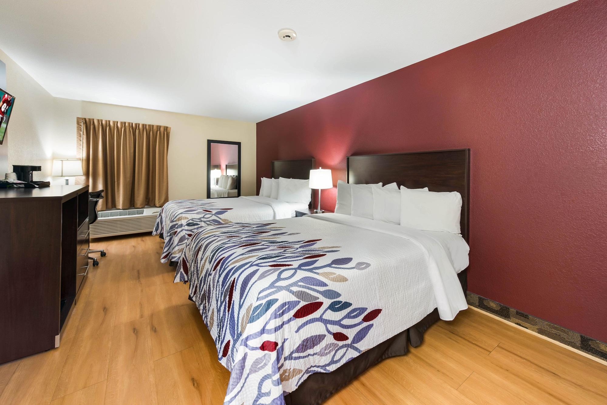 Red Roof Inn & Suites Monee Exterior photo