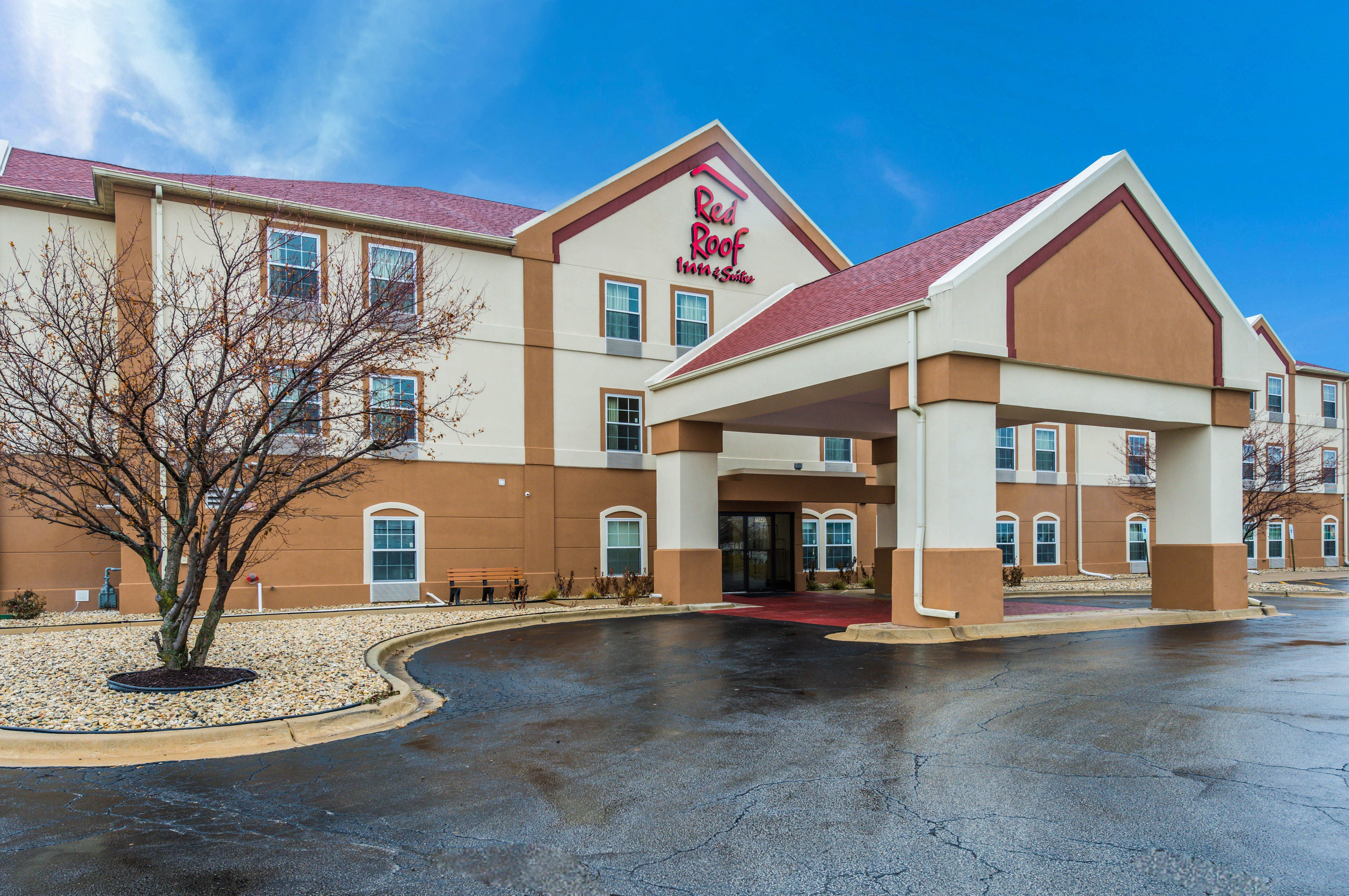 Red Roof Inn & Suites Monee Exterior photo